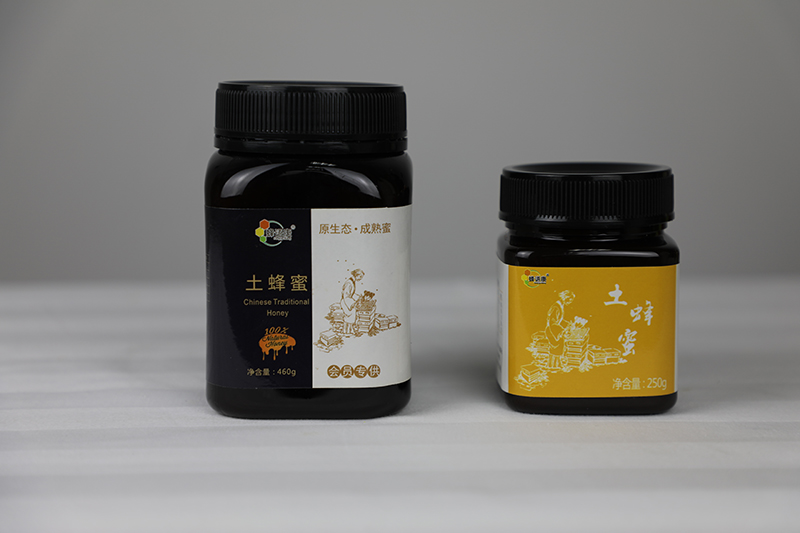 1675405182398199.jpg 土蜂蜜組合.JPG